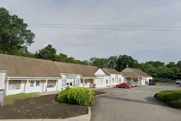 Metro by T-Mobile 25 Patchogue Yaphank Rd