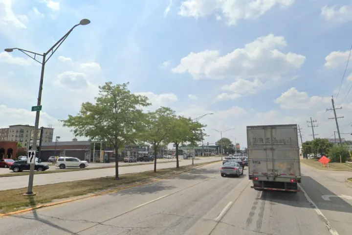 Metro by T-Mobile 26 E North Ave