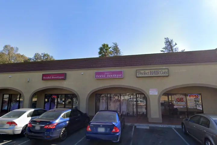 Metro by T-Mobile 2711 Willow Pass Rd