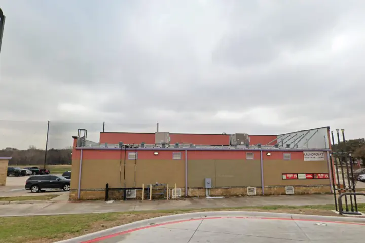 Metro by T-Mobile 290 E Corporate Dr