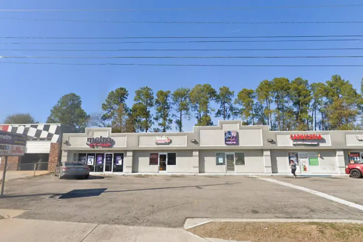 Metro by T-Mobile 3097 Deans Bridge Rd
