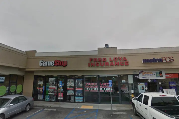 Metro by T-Mobile 3468 E Cesar E Chavez Ave