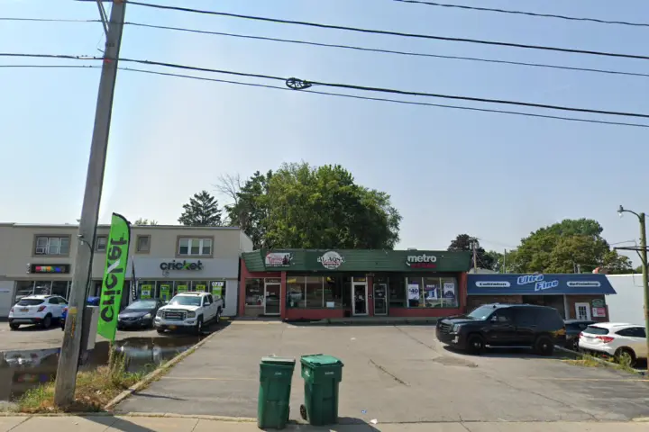 Metro by T-Mobile 3759 Dewey Ave