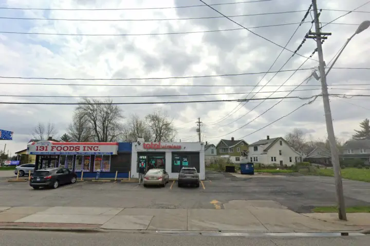 Metro by T-Mobile 4565 E 131st St