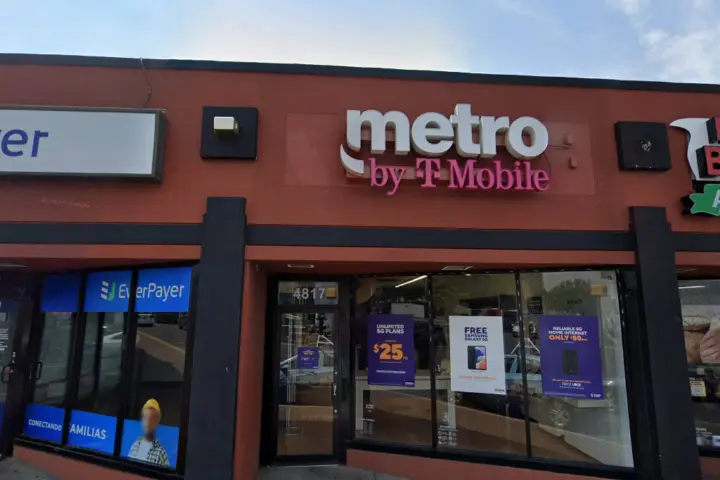 Metro by T-Mobile 4817 Annapolis Rd