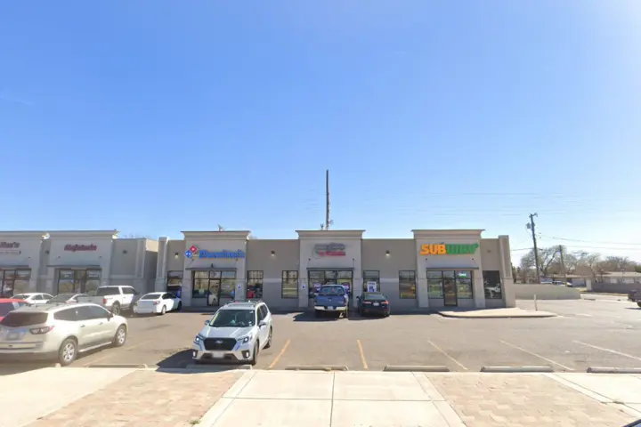 Metro by T-Mobile 4921 34th St