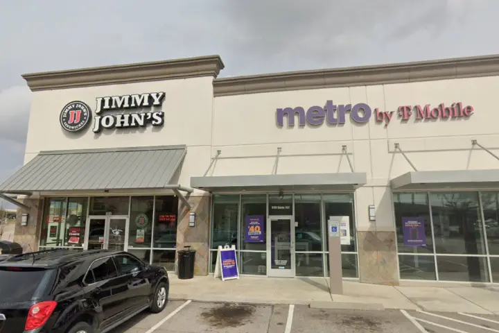 Metro by T-Mobile 5101 Bingle Rd