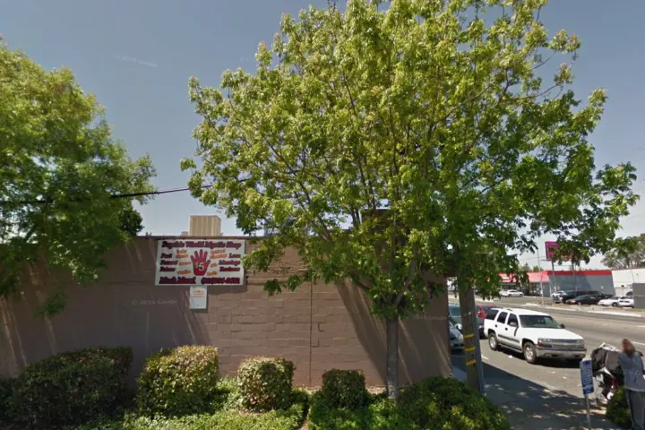 Metro by T-Mobile 5338 Fruitridge Rd