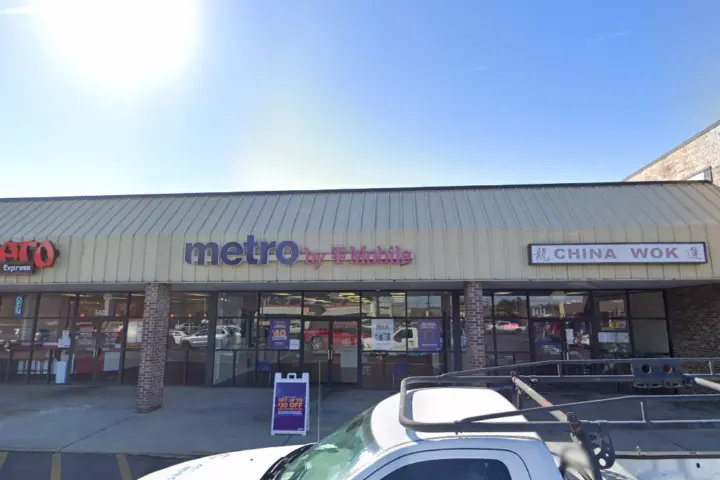 Metro by T-Mobile 5409 Dick Pond Rd
