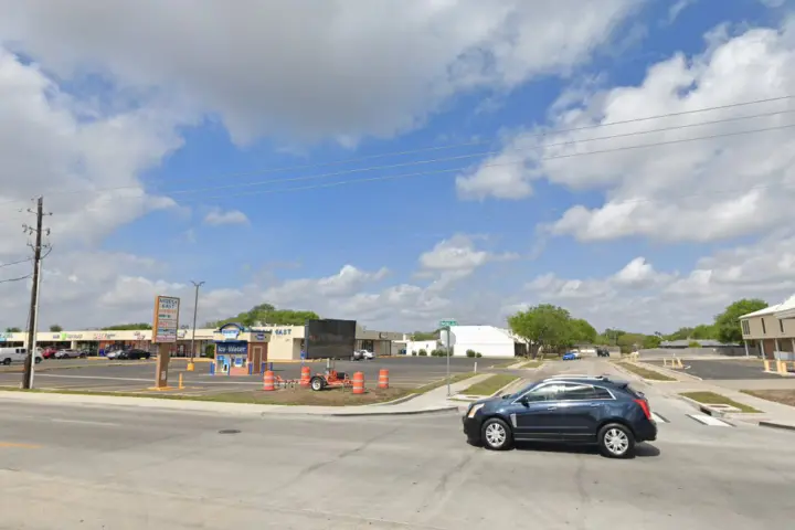 Metro by T-Mobile 5427 Everhart Rd