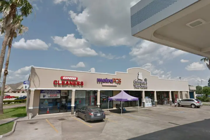 Metro by T-Mobile 5715 Reading Rd