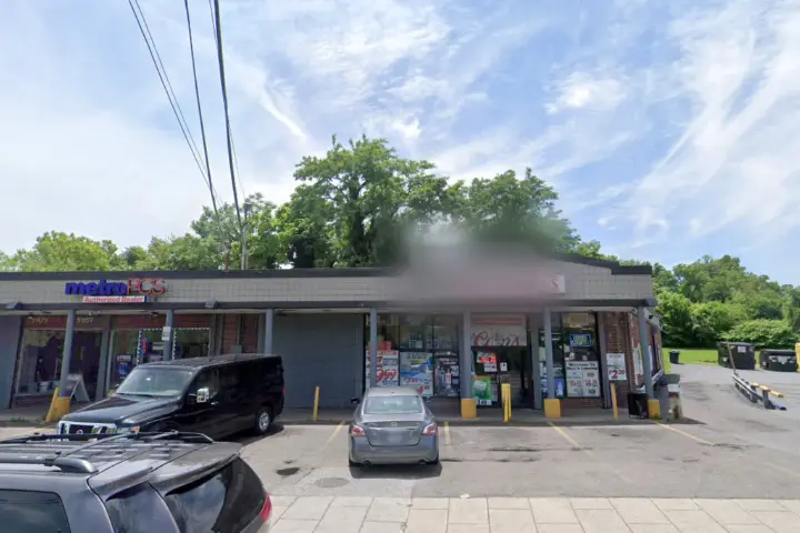 Metro by T-Mobile 5907 Central Ave