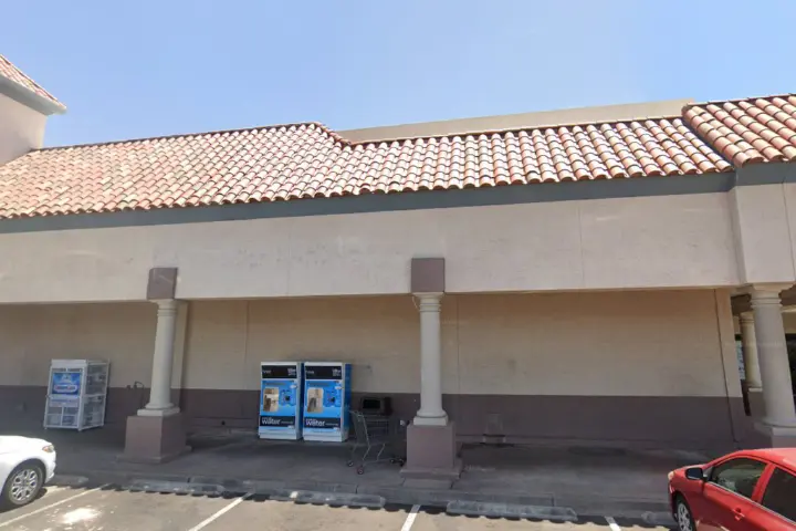 Metro by T-Mobile 715 W Baseline Rd