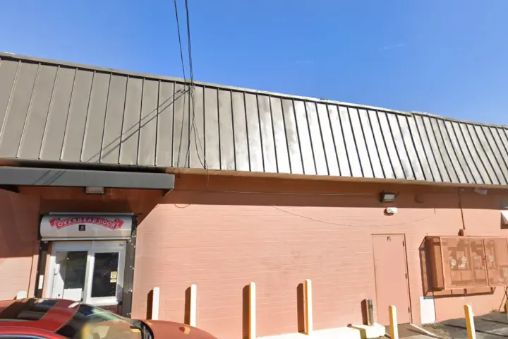 Metro by T-Mobile 9268 Lem Turner Rd
