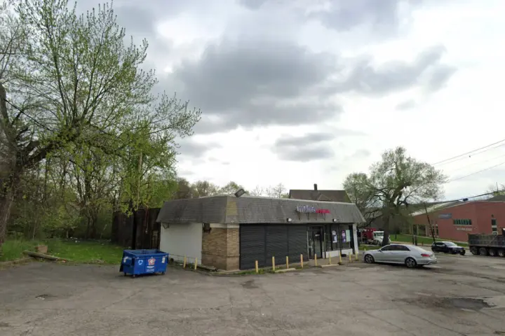 Metro by T-Mobile 9312 Harvard Ave