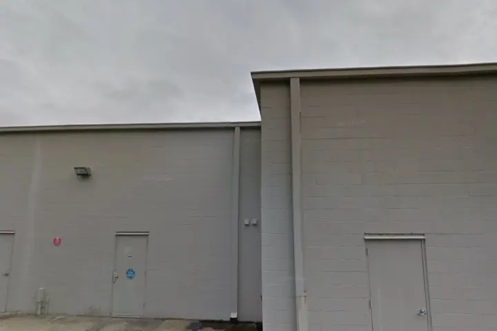 Metro by T-Mobile 963 Highway 34 E