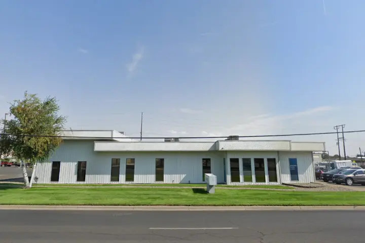 Spectrum - 1005 N 16th Ave