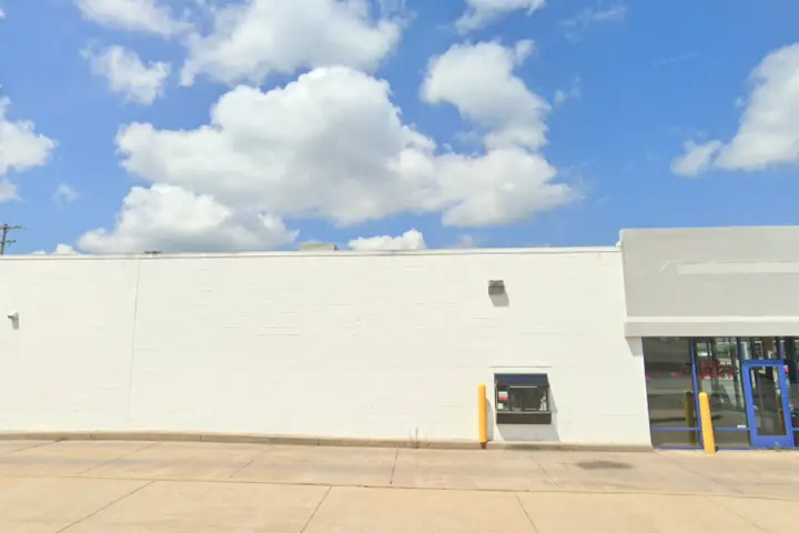 Spectrum - 1016 E Main St