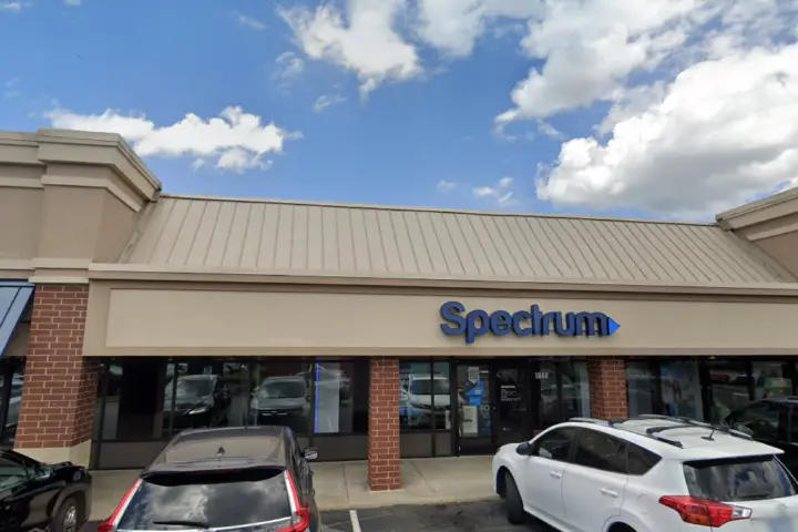 Spectrum - 1040 S Main St