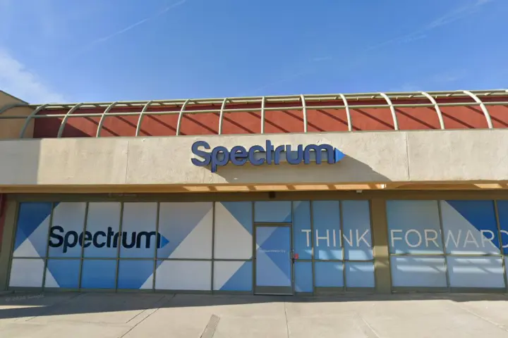 Spectrum - 1104 West Ave K