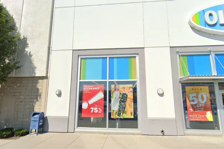 Spectrum - 1330 N Miller St