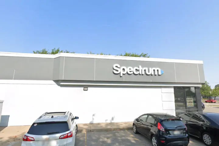 Spectrum - 1925 S Koeller St