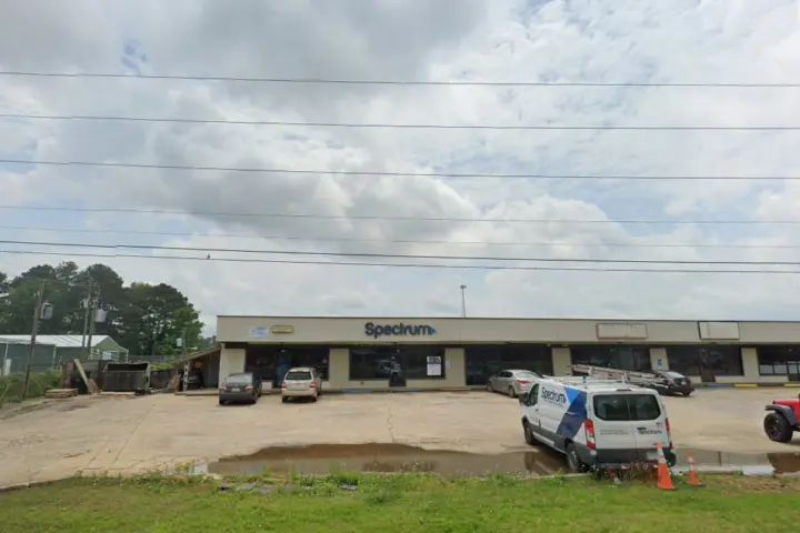 Spectrum - 24888 Hwy 69