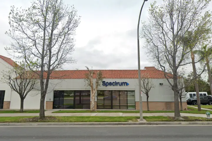 Spectrum - 2500 E Imperial Hwy