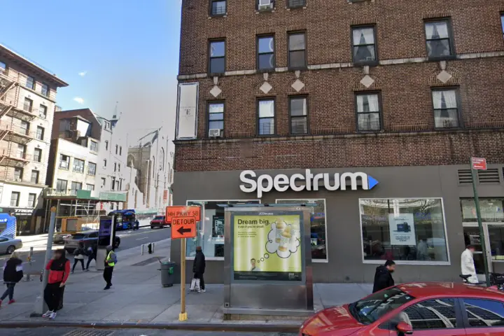 Spectrum - 2554 Broadway