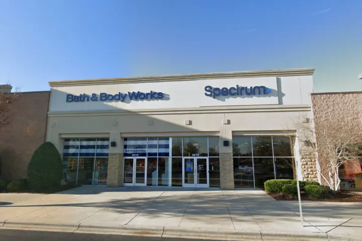 Spectrum - 3019 W Hwy 74