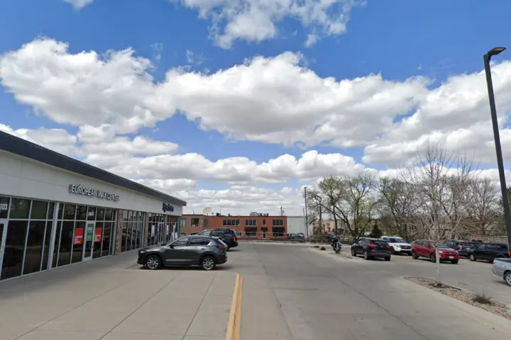 Spectrum - 308 N 48th St