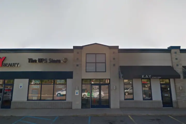 Spectrum - 3222 US Hwy 41 W