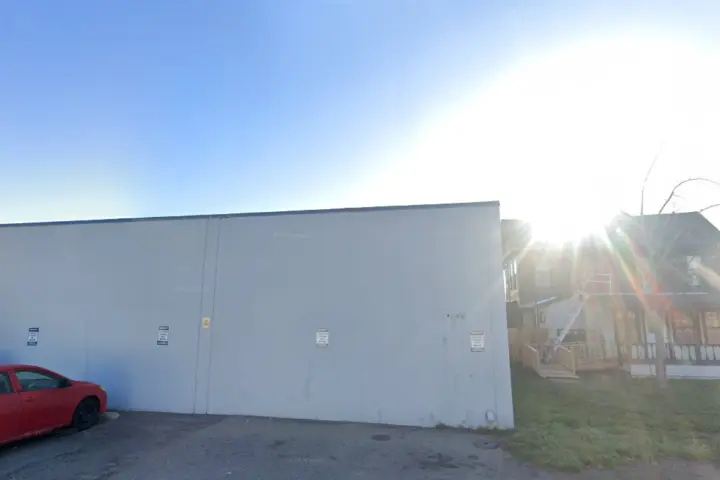 Spectrum - 375 N Main St