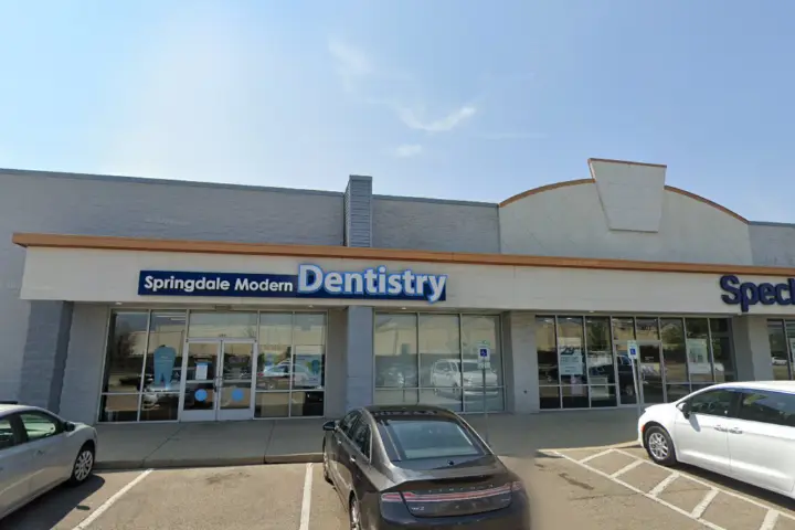 Spectrum - 403 East Kemper Rd