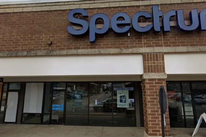 Spectrum - 4531 Outer Loop