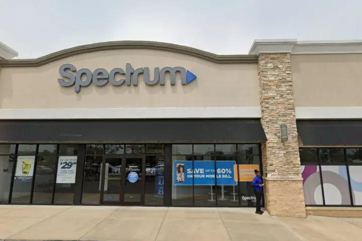 Spectrum - 5543 Grove Blvd