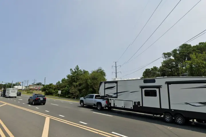 Spectrum - 5587 North Croatan Hwy