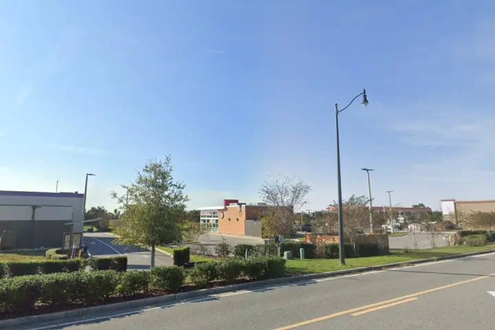 Spectrum - 5833 Seven Mile Dr