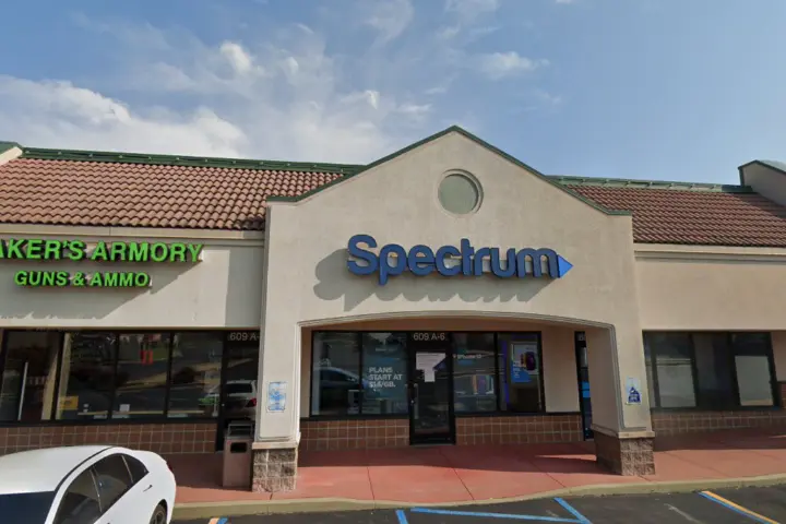 Spectrum - 609 E Young Ave