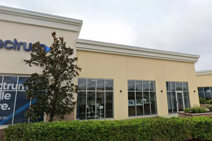Spectrum - 680 Centerview Blvd