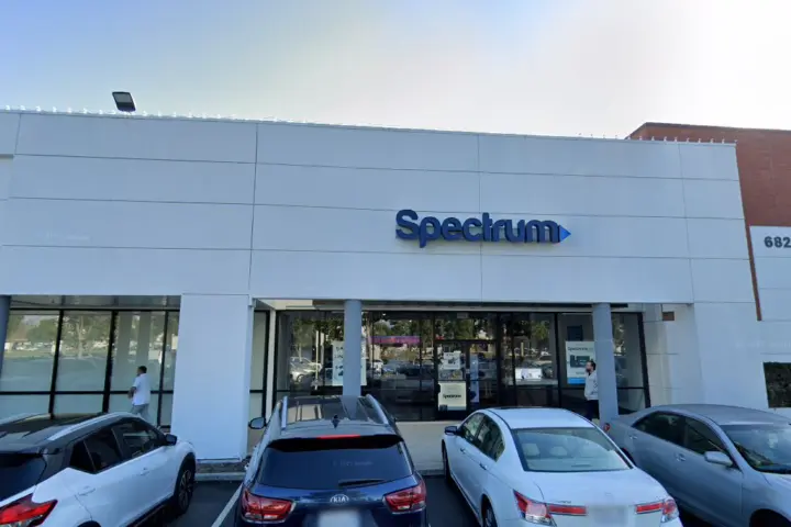 Spectrum - 6824 Katella Ave