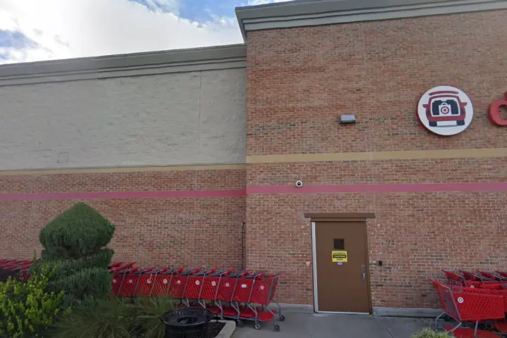 Spectrum - 875 Lawrenceville Suwanee Rd NW