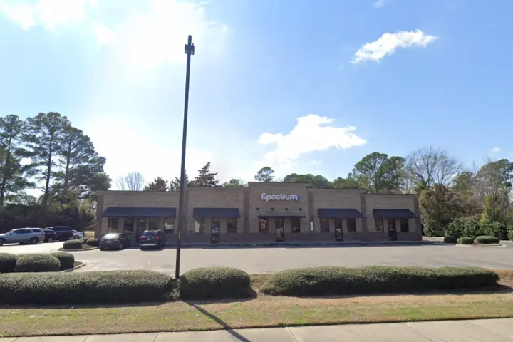 Spectrum - 910 Seventh St