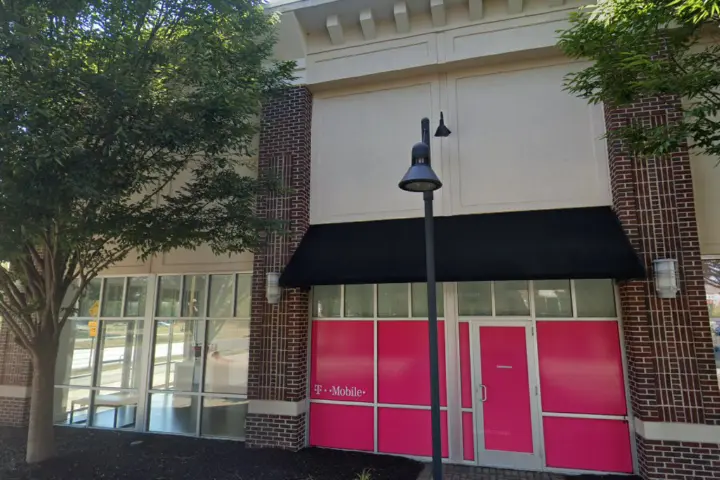 T-Mobile 116th St & Guilford Rd