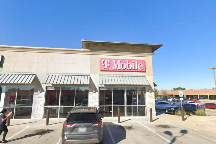 T-Mobile 183 & Story