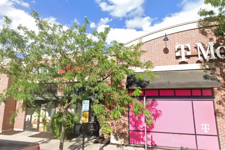 T-Mobile 2100 S & McClelland