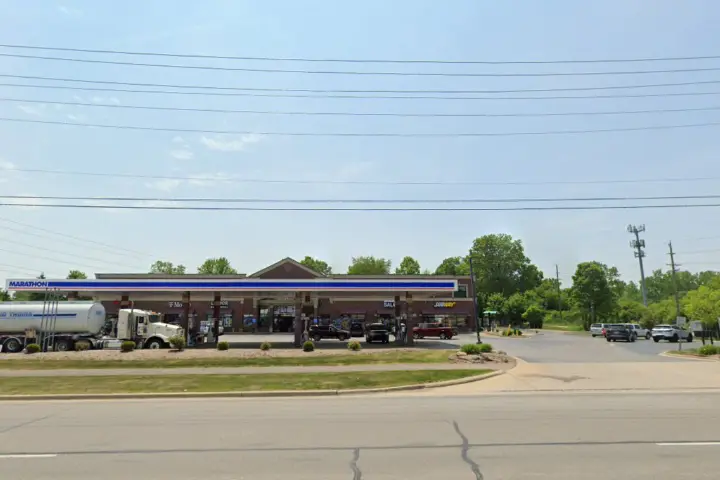 T-Mobile 32 Mile Rd & E Saint Clair St