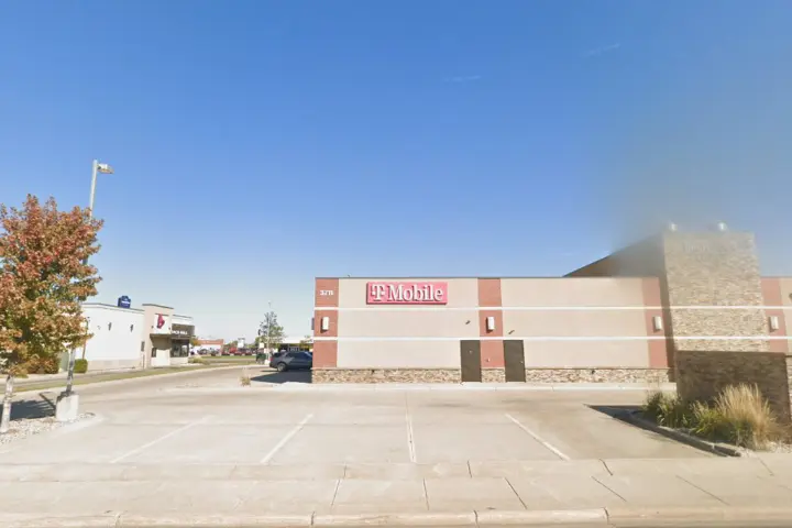 T-Mobile 7th Ave SE & Centennial St S