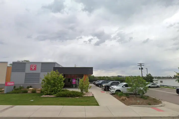 T-Mobile 84th & Huron