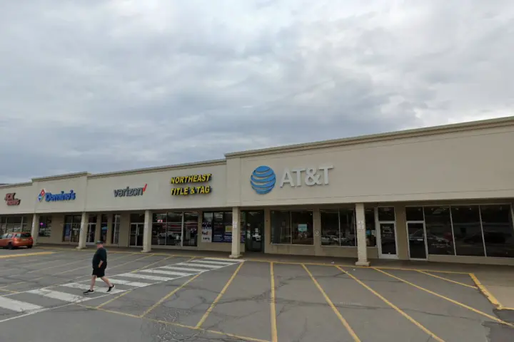T-Mobile 8th Ave & Westside Dr